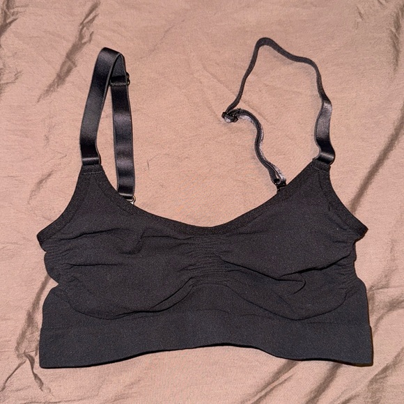 SKIMS Seamless Sculpt Bralette - Onyx - S/M - Picture 4 of 8